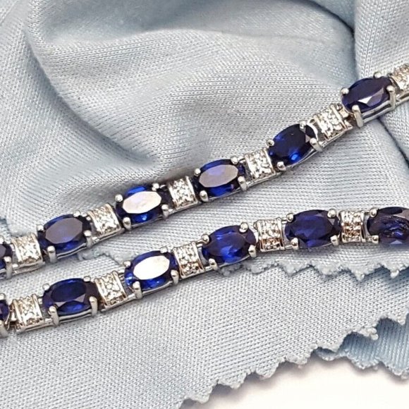 Beautiful 10K Karat Solid White Gold Dark Blue Crystal Tennis Bracelet - 7" Inch
